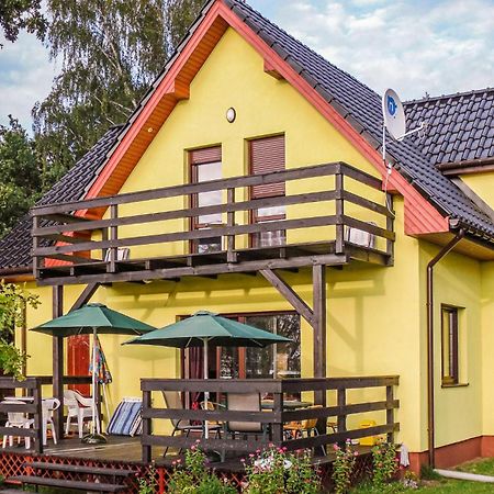 Gorgeous Home In Nowe Warpno With House Sea View Exterior foto