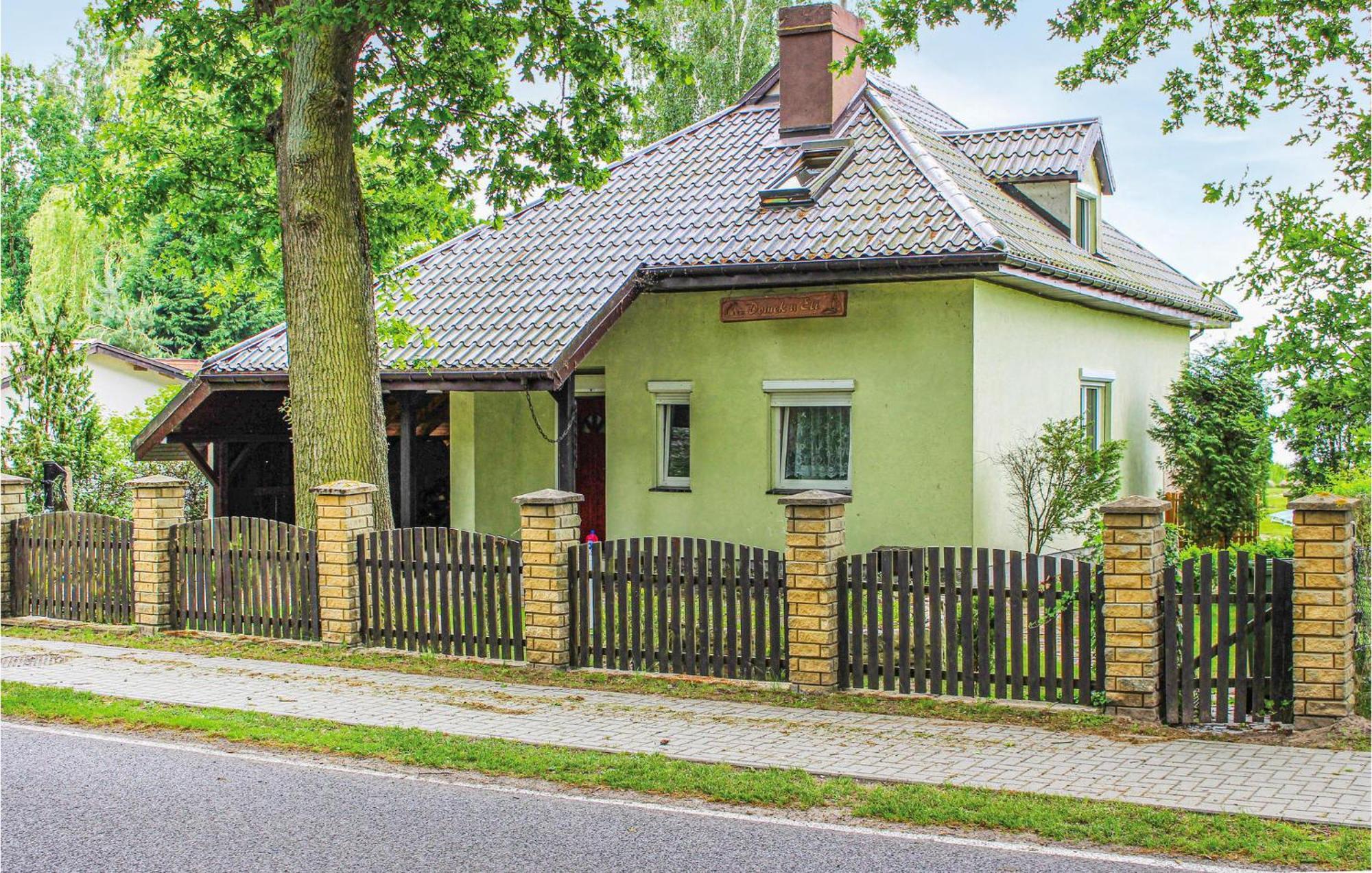 Gorgeous Home In Nowe Warpno With House Sea View Exterior foto